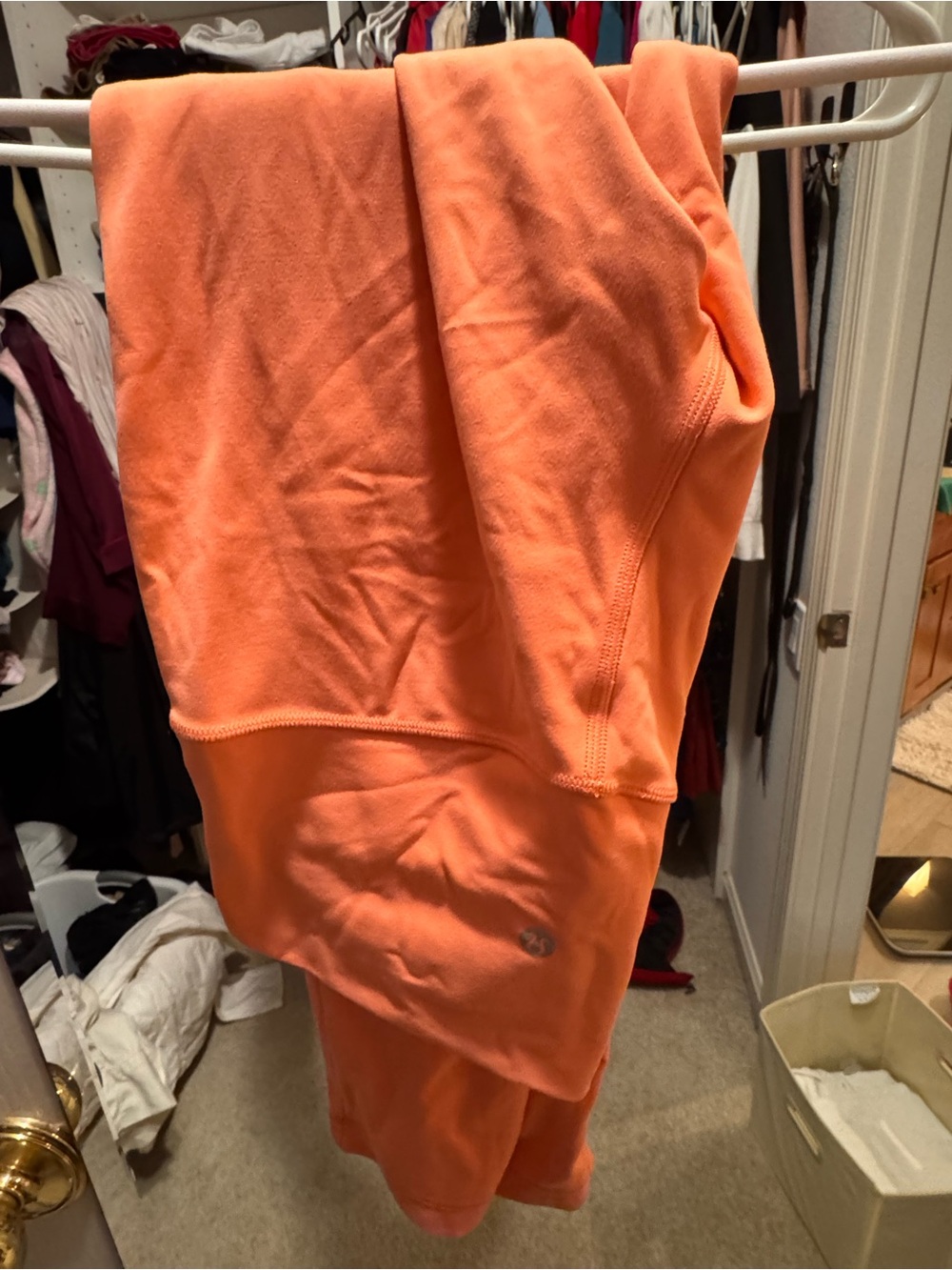 Bright Orange lulumon leggings